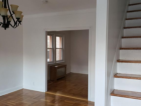 5th image of 4225 Boyd Ave