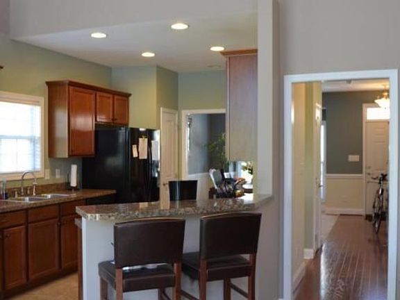 5th image of 4901 Briar Rock Ln