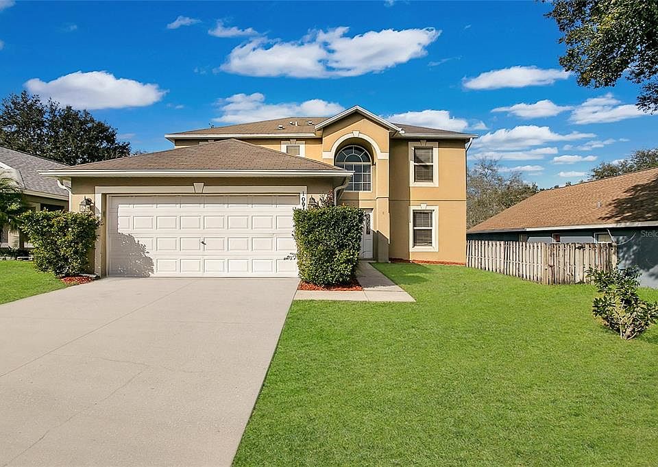 1st image of 1091 Vanderbilt Dr