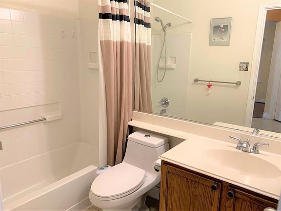 3rd image of 7143 Sun Village Dr