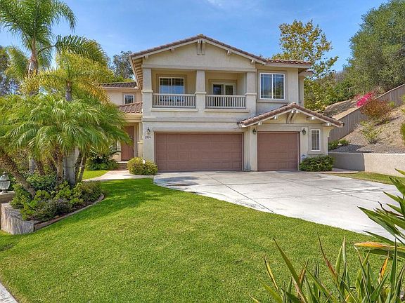2nd image of 2914 Rancho Rio Chico