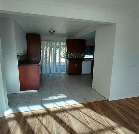 3rd image of 3718 Kimberly Oaks Dr