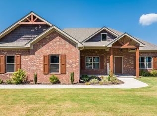 14 Sunset Blvd, Morrilton, AR 72110