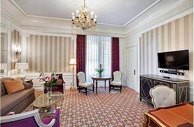 3rd image of 2 E 55th St #1021