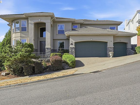2nd image of 2337 NW Pinnacle Dr