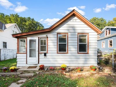 391 Duke St, Saint Paul, MN, 55102