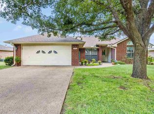 405 Lee Ln, Lorena, TX 76655