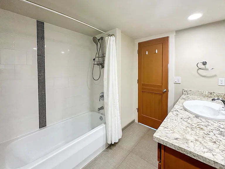 15 W Florentia St — Photo 15
