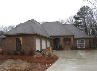 112 Meadow Park Dr, Canton, MS 39046