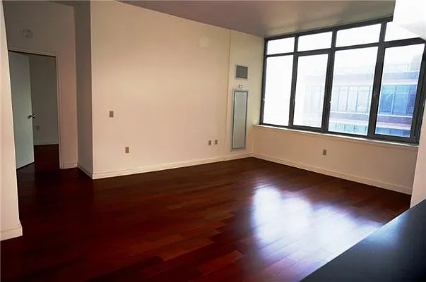 Rented by Stephen P. Wald | media 28