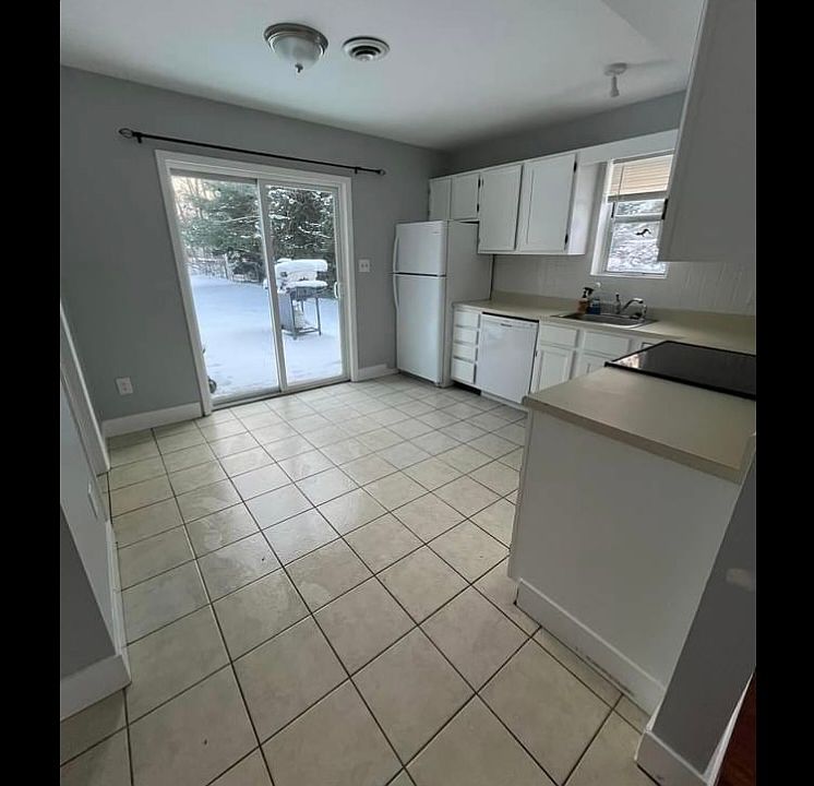 1st image of 114 E High St #2