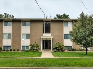 4211 62nd St APT 5, Des Moines, IA 50322