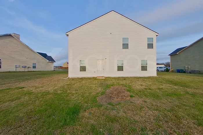 217 Sky Hawk Ln — Photo 26