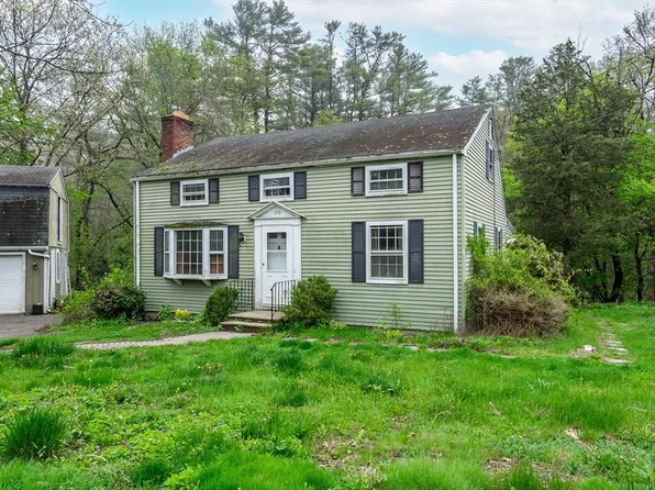 378 Linebrook Rd, Ipswich, MA 01938