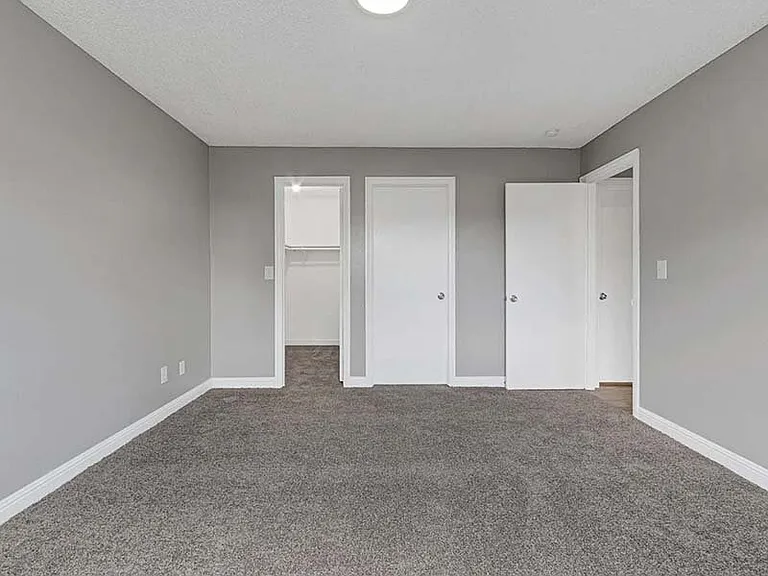 The Harrison Apartments — Photo 25