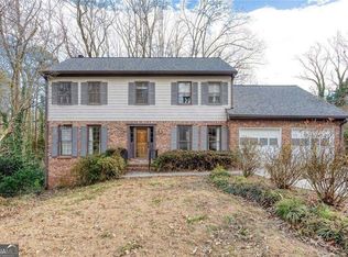 1049 Seven Springs Cir, Marietta, GA 30068