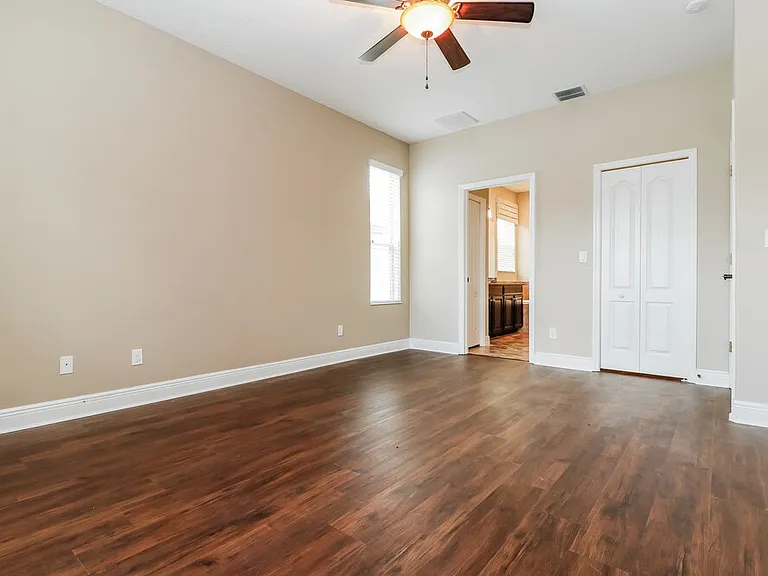 12307 Cricklewood Dr — Photo 9