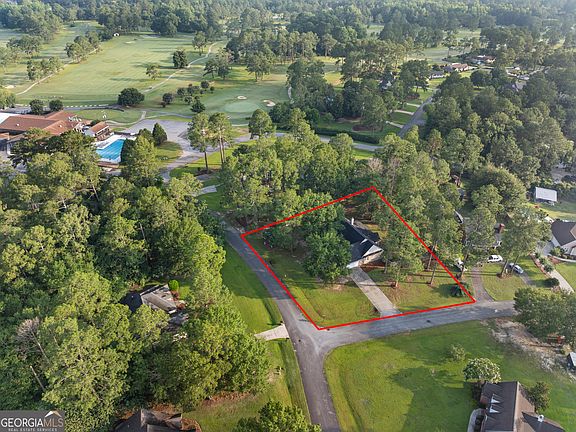 2nd image of 11 Gleneagles