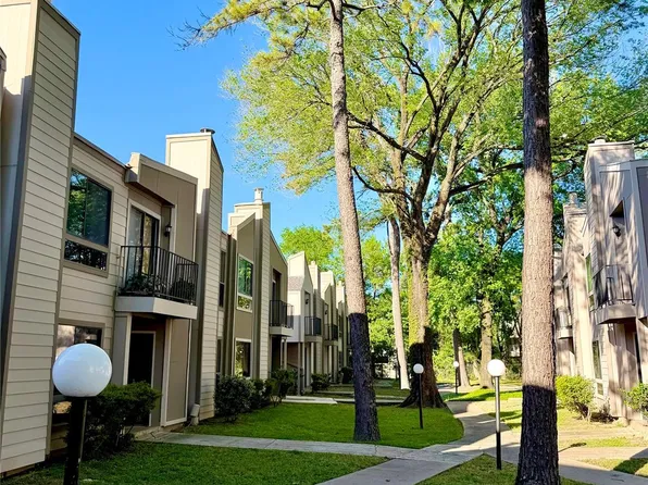 17202 Imperial Valley Dr APT 40, Houston, TX 77060