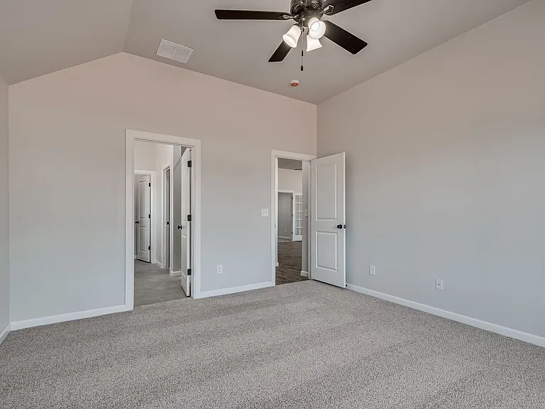 4905 Misty Wood Ln — Photo 17