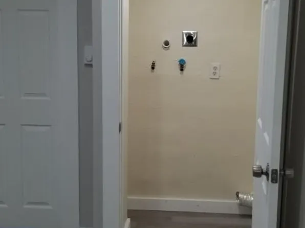 172 Centre Ave #3, Abington, MA 02351