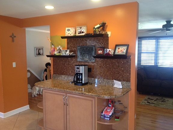 3rd image of 529 Bahama Ln