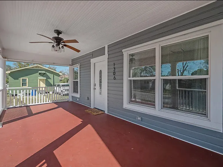 1306 Holmes Ave — Photo 3