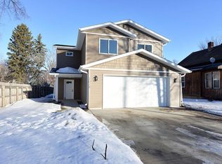 1018 3rd Ave N, Moorhead, MN 56560