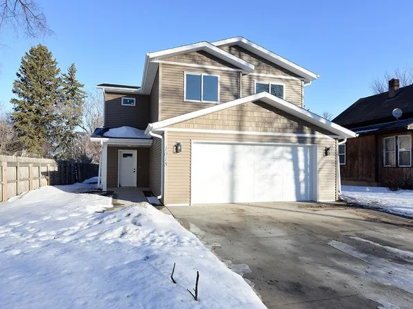 1018 3rd Ave N, Moorhead, MN 56560