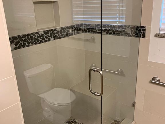 4th image of 7009 Deville Dr