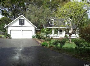 666 Ellis Ct, Sebastopol, CA 95472