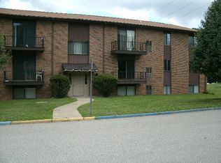 6 Jason Dr, Moundsville, WV 26041