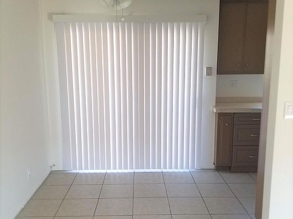 4th image of 527 Howard Ave APT 6
