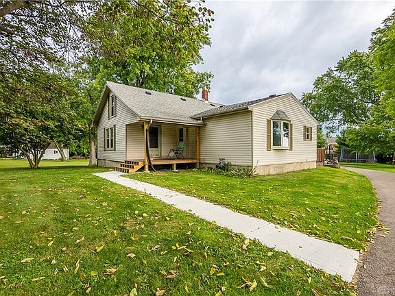 2nd image of 7906 Evron Dr