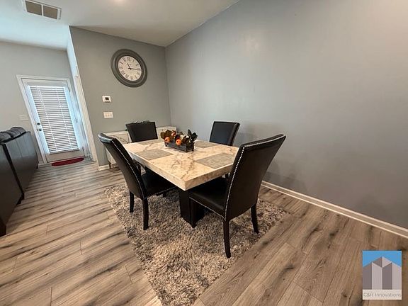 5th image of 7565 Knoll Hollow Rd