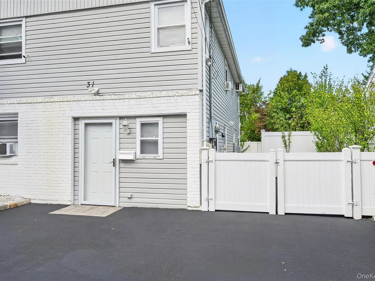 1 bed, 1.0 bath, 2323 sqft, $2,800 — Photo 4