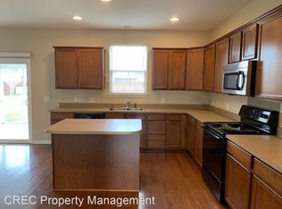 1016 Bridlewood Farms Pkwy, Ridgeville, SC 29472