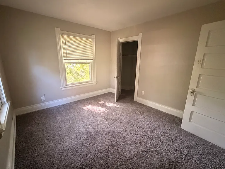 121 Machen St — Photo 19