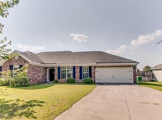 219 Windsong Dr, Rincon, GA 31326