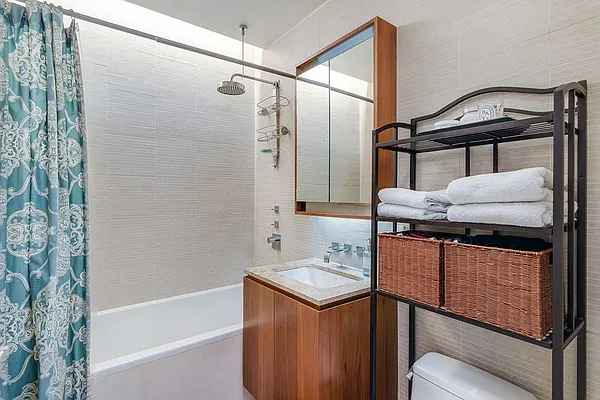 Rented by Loftey LLC | media 6