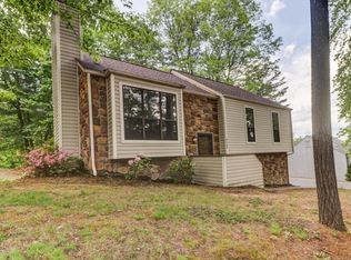 4564 Summerset Dr, Roanoke, VA 24018