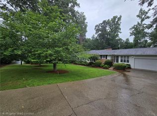2637 Sunny Ln SE, Marietta, GA 30067