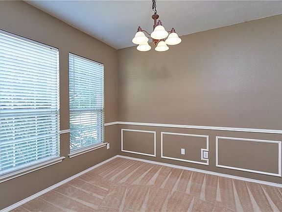 2nd image of 217 Shady Oaks Ln