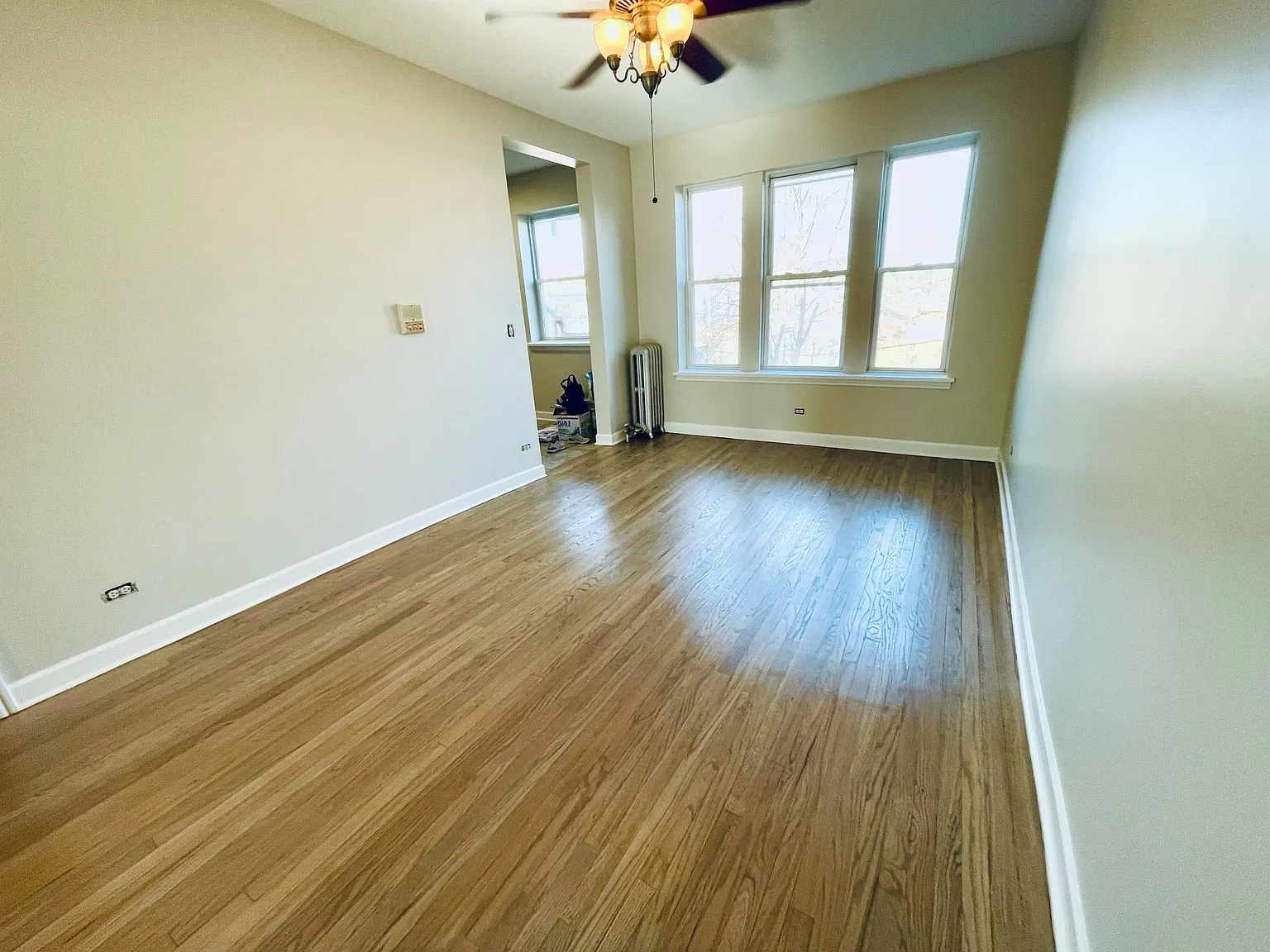 3238 W Berteau Ave — Photo 4