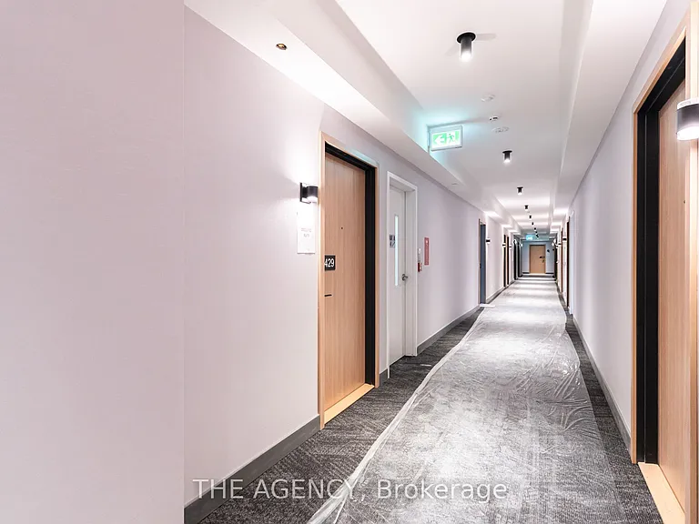 33 Parliament St #429 — Photo 36