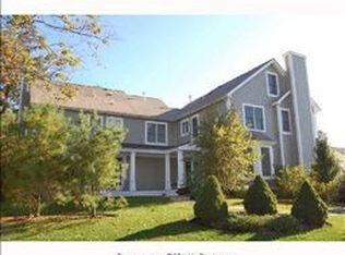 25 Decatur St, Cos Cob, CT 06807