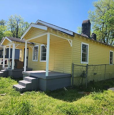2nd image of 1393 Michigan St #1