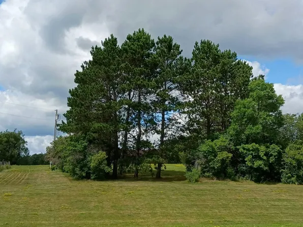 6081 Highway, Chisholm, MN 55719
