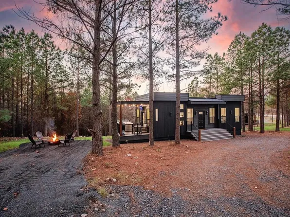 978 Lukfata Fork Trl, Broken Bow, OK 74728