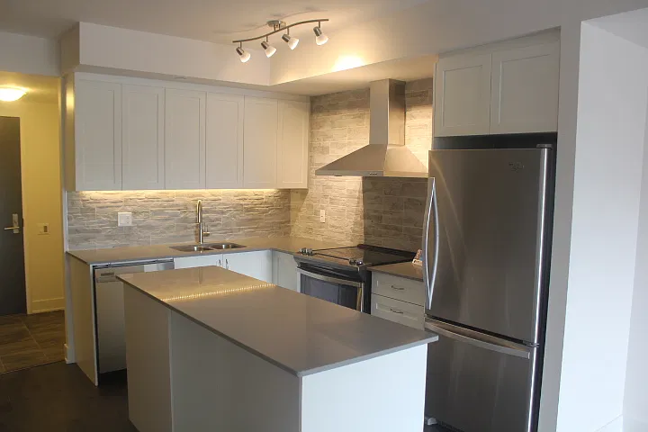 411 Mackay St — Photo 4
